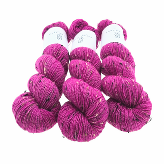 BFL Donegal - Raspberry Rose 0124